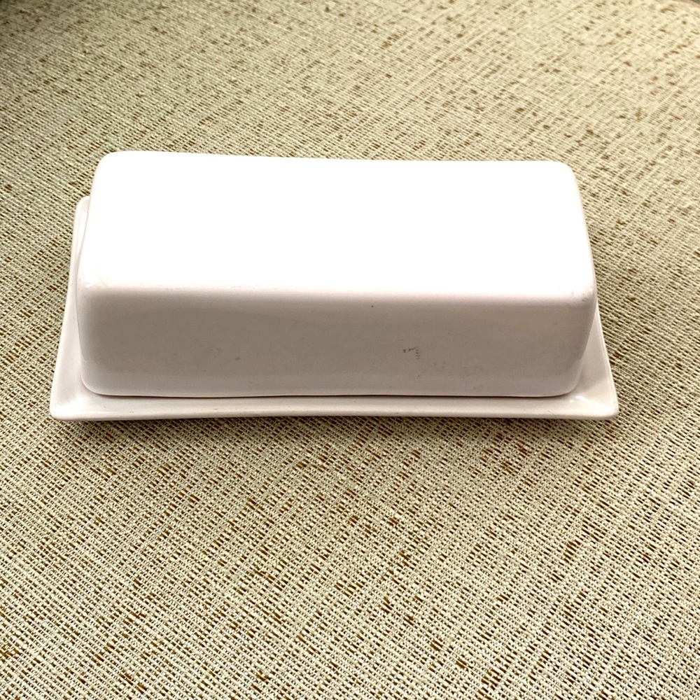 Ceramic white butter dish